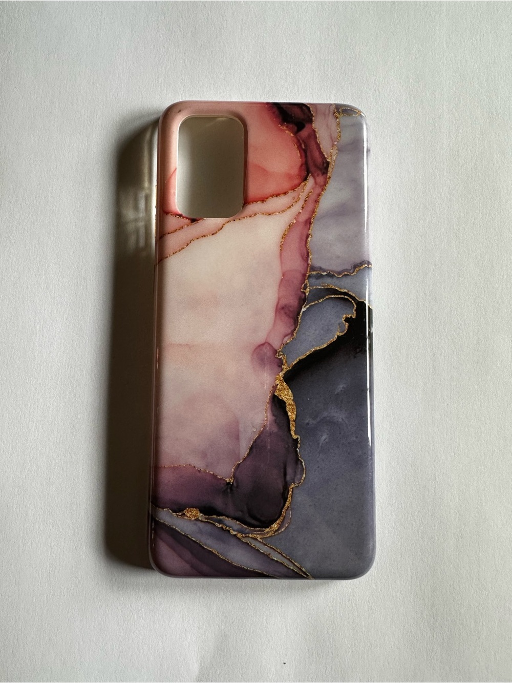 Samsung Galaxy S20+ Marble-Effect Pink & Purple Phone Case with Gold Accents
